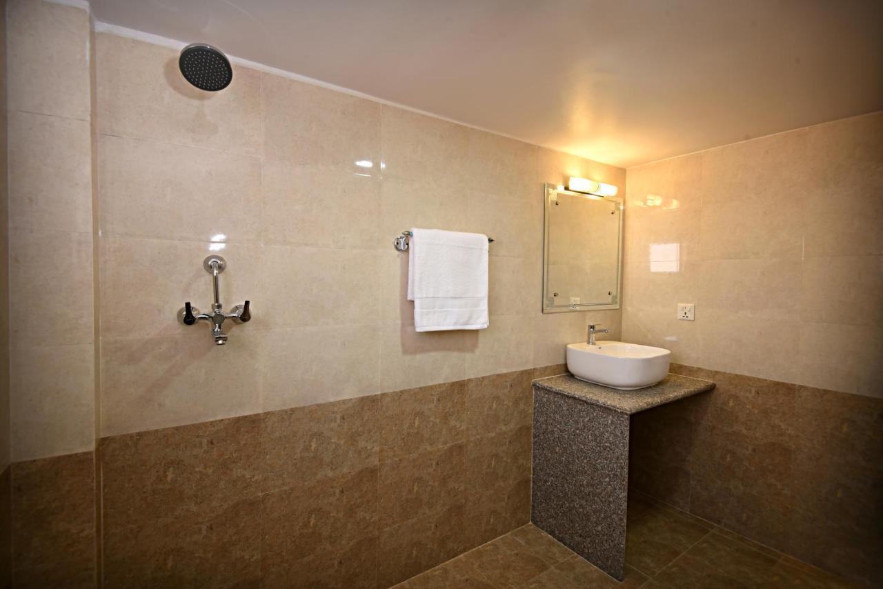 Karma Hotel Nepal Katmandou Extérieur photo