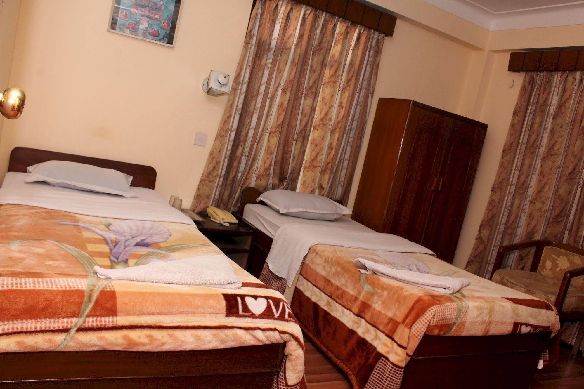 Karma Hotel Nepal Katmandou Extérieur photo